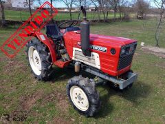 Trator Yanmar YM2002D