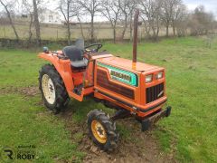 Trator Hinomoto N209