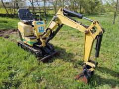 Mini Giratória / Escavadora Yanmar SV08-1A