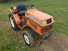 Trator Kubota ZB1-15