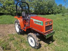 Trator Hinomoto N179