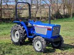 Trator Iseki TL2300