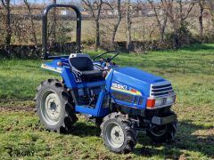 Trator Iseki Landhope 167