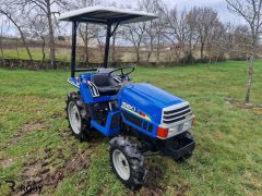 Trator Iseki Landhope 167