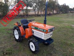 Trator Kubota B1502-M
