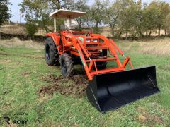 Trator Hinomoto N249 (com frontal)