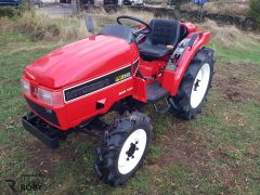 Trator Mitsubishi MTX245
