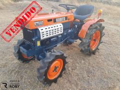 Trator Kubota B7000