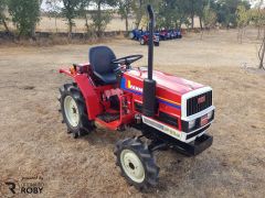 Trator Yanmar F14D