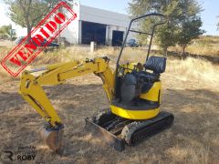 Mini Giratória Komatsu PC10UU - 1Ton